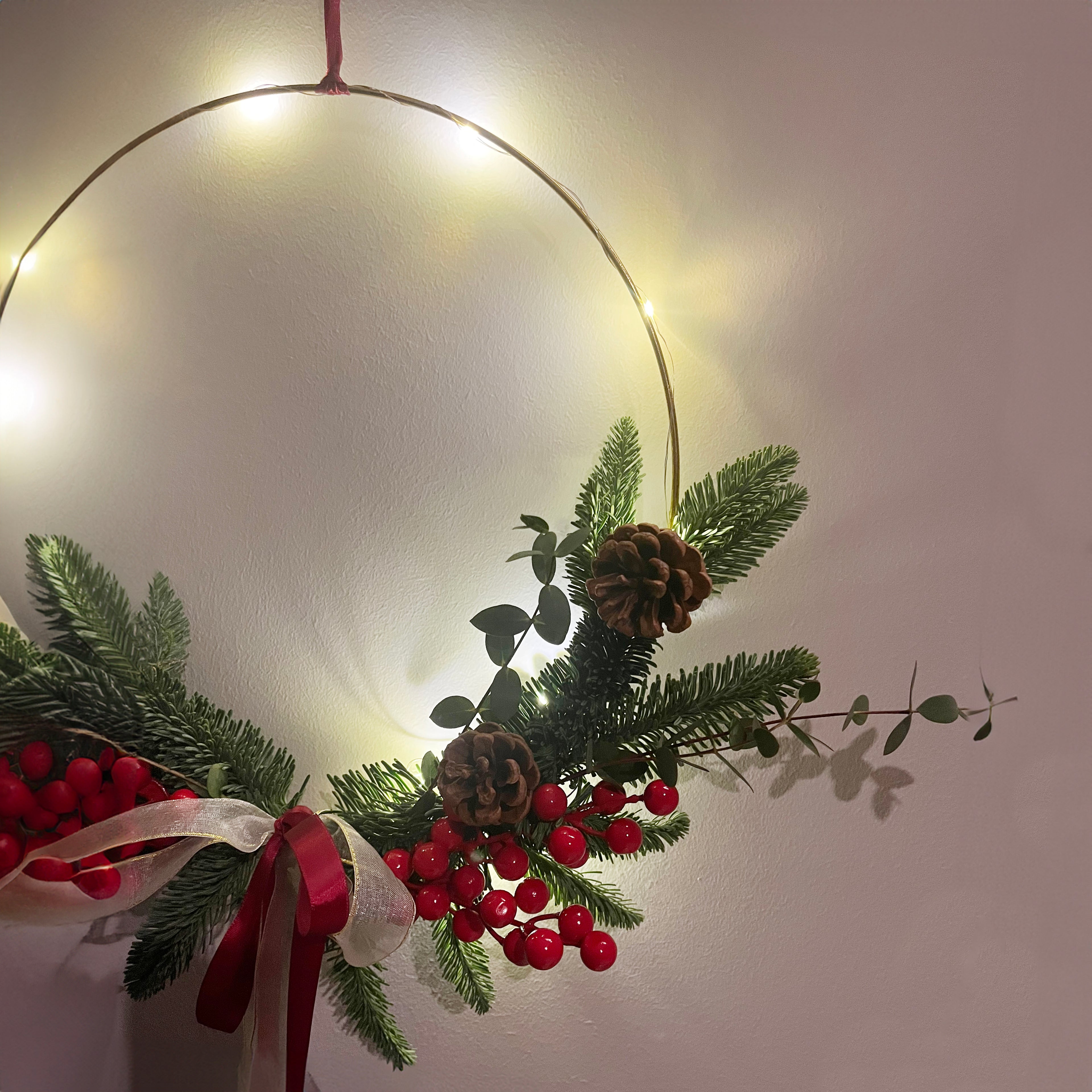 Wonderland Christmas Floral Wreath