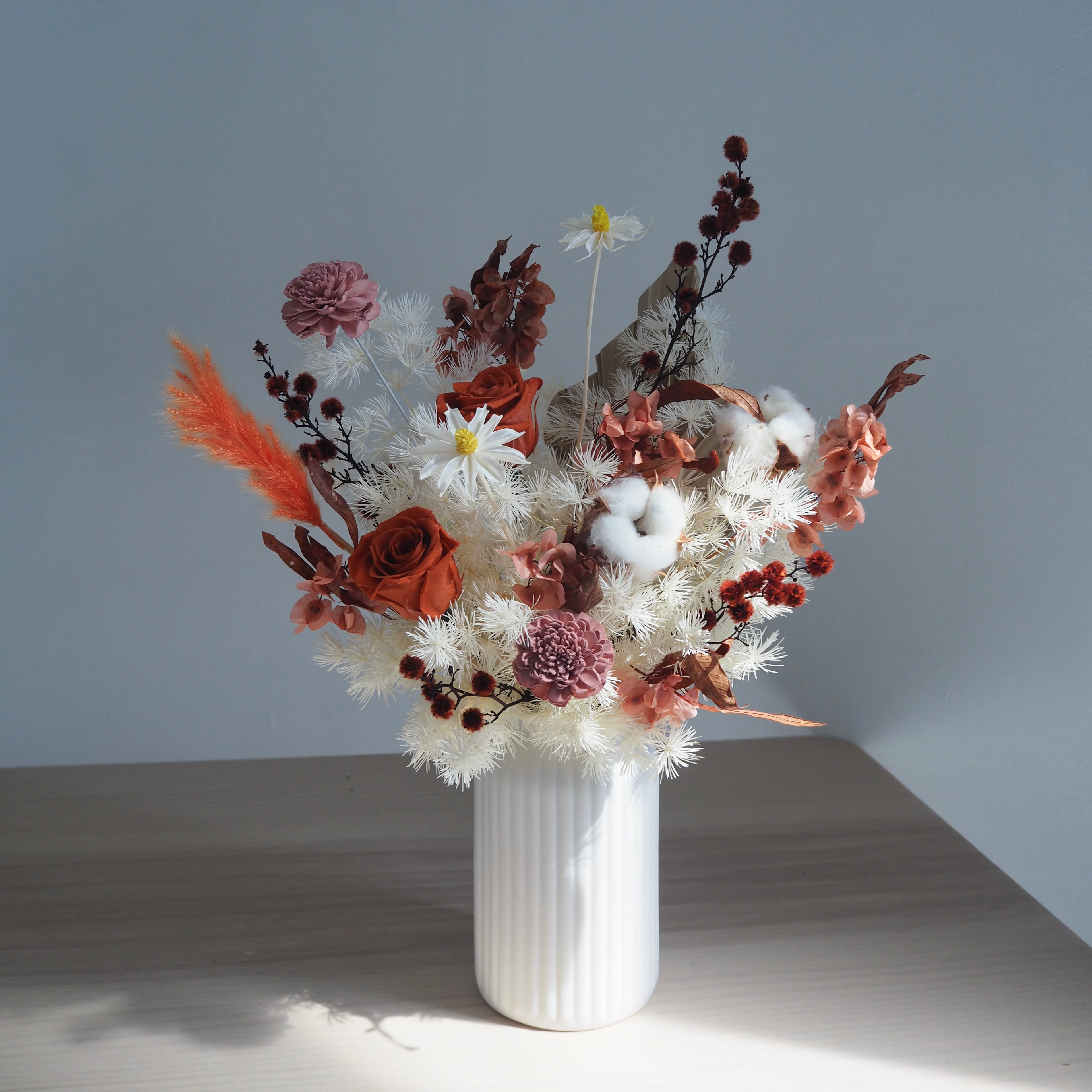 Mellow Preserved Flower Vase