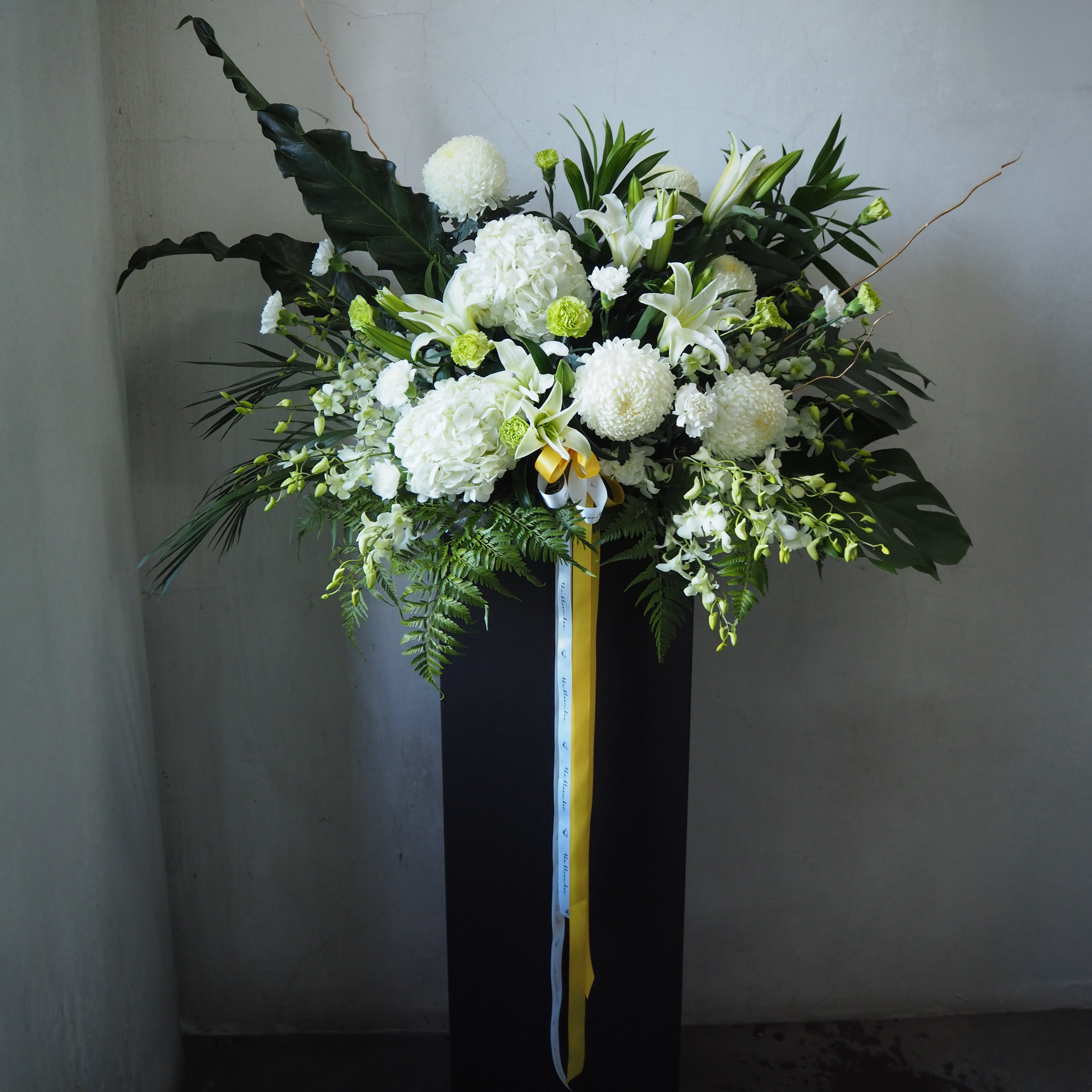 Arcadia Condolence Floral Stand