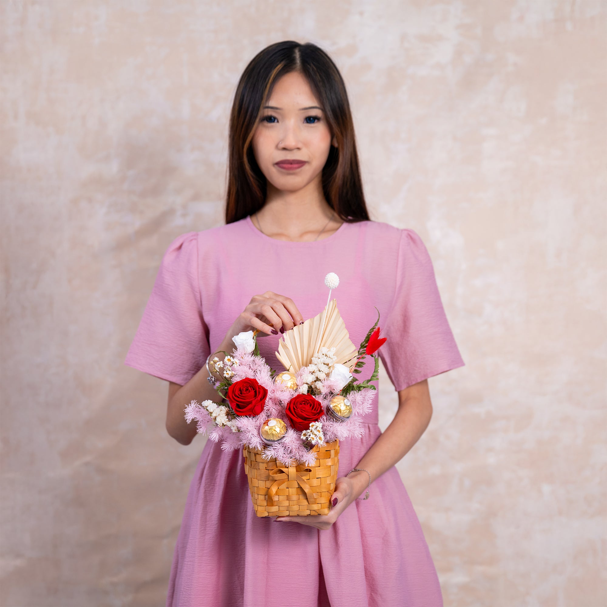 Infiniti Preserved Rose Basket