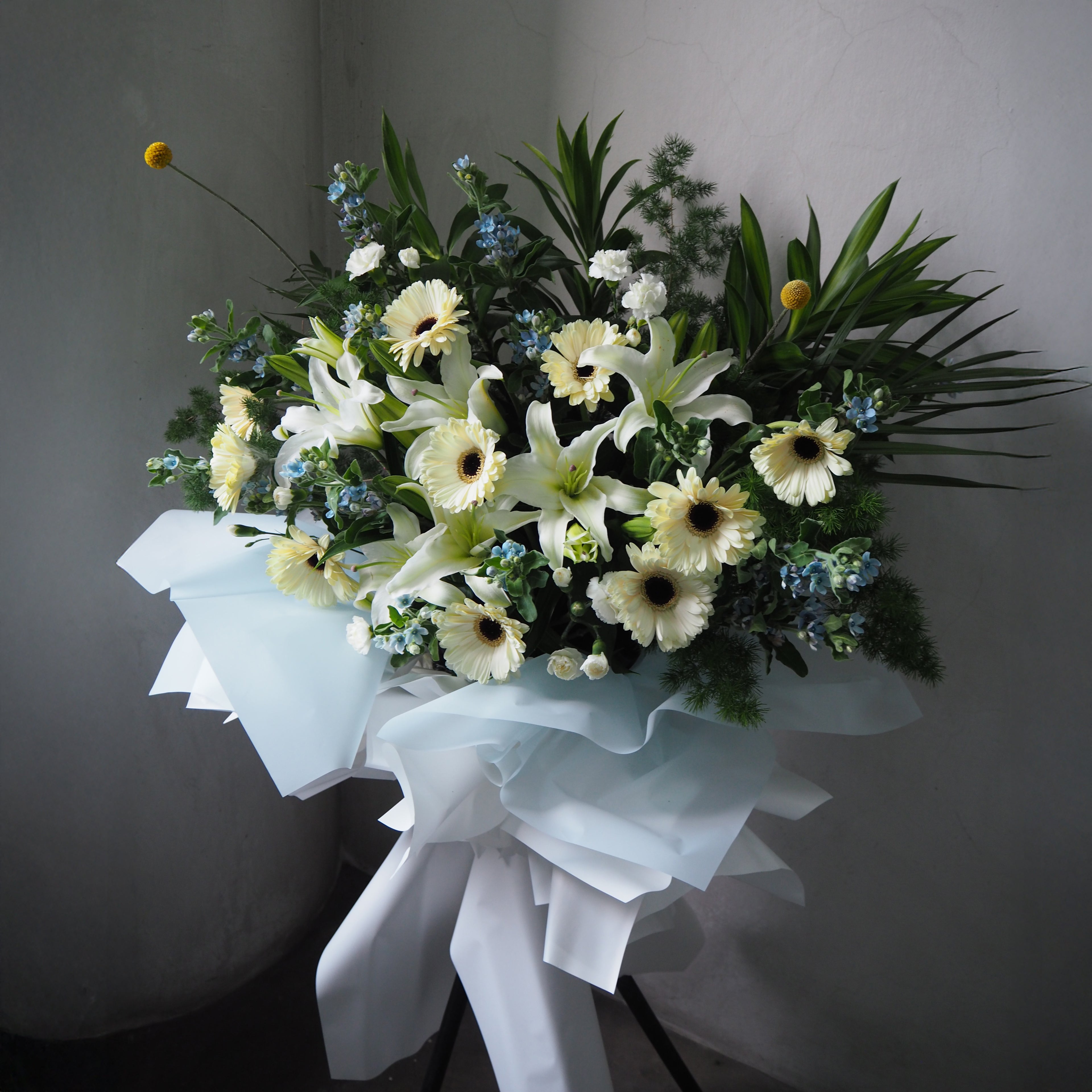 Oasis Condolence Floral Stand
