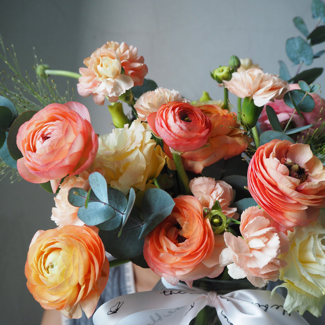 Serica Ranunculus Centrepiece