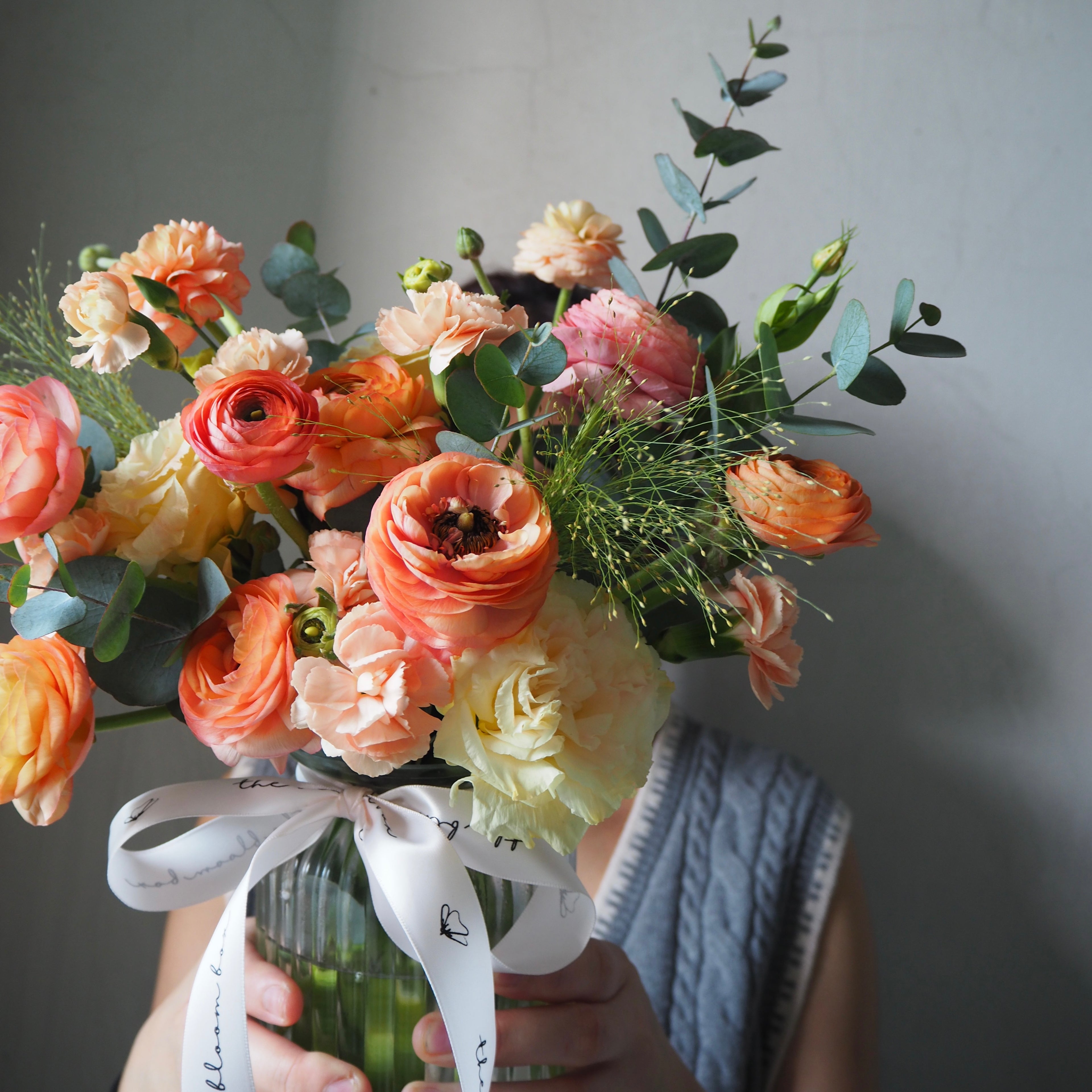Serica Ranunculus Centrepiece