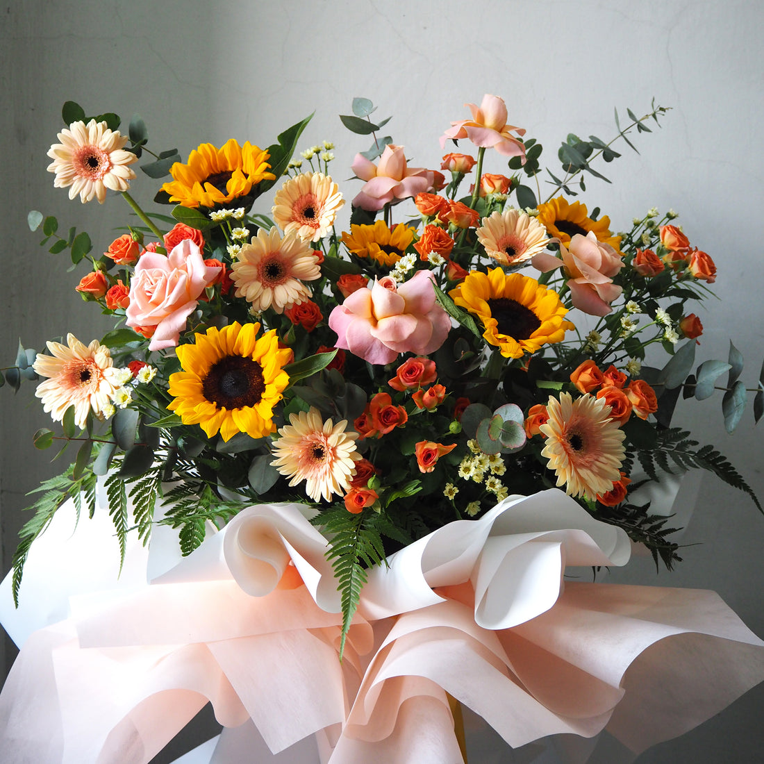 Summit Congratulatory Floral Stand