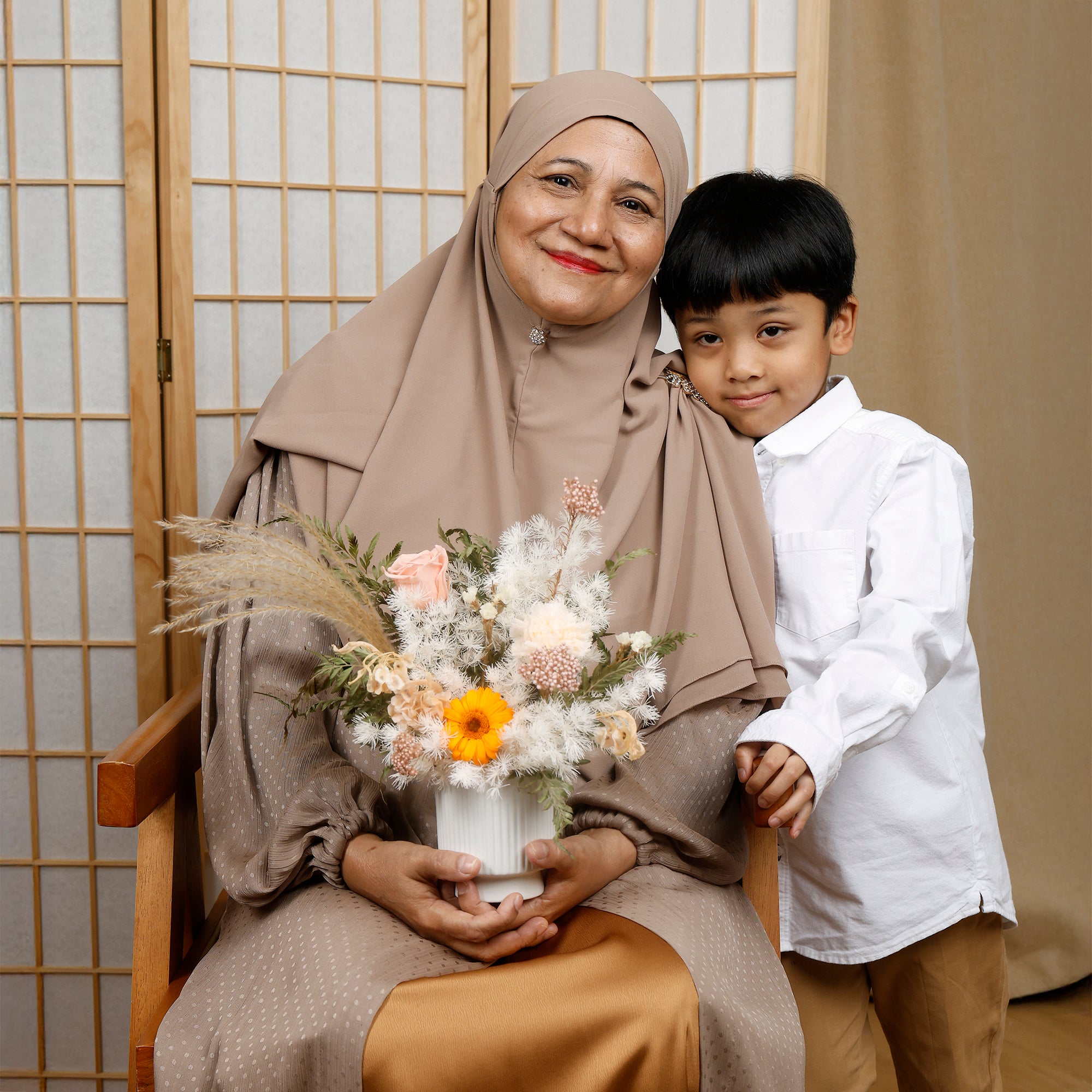 Boundless Preserved Flower Vase