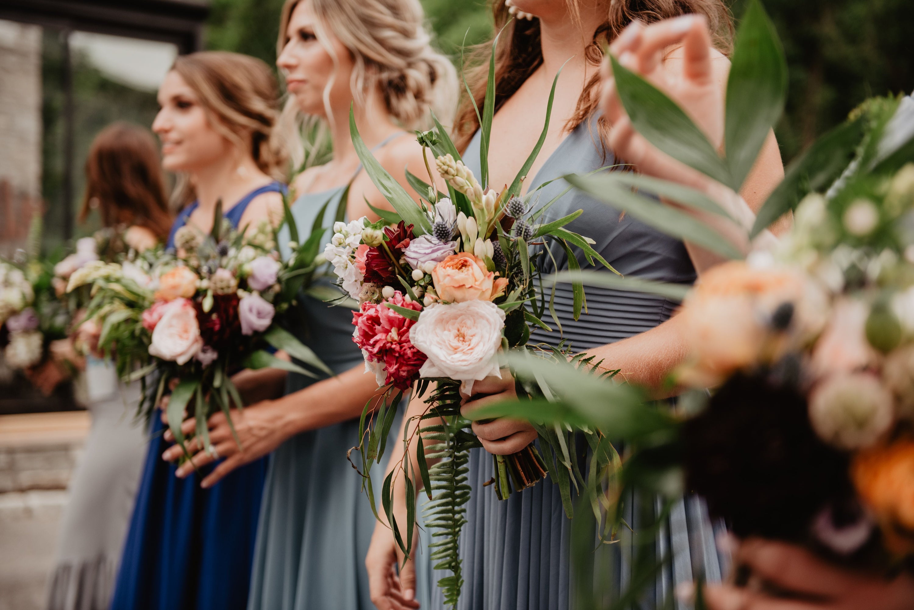 Alternatives to Bridesmaid Bouquets: Flower Styles for Your Wedding