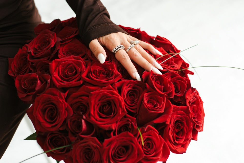 Valentine's Day Guide: Number of Roses Meaning Explained – The Bloom Box