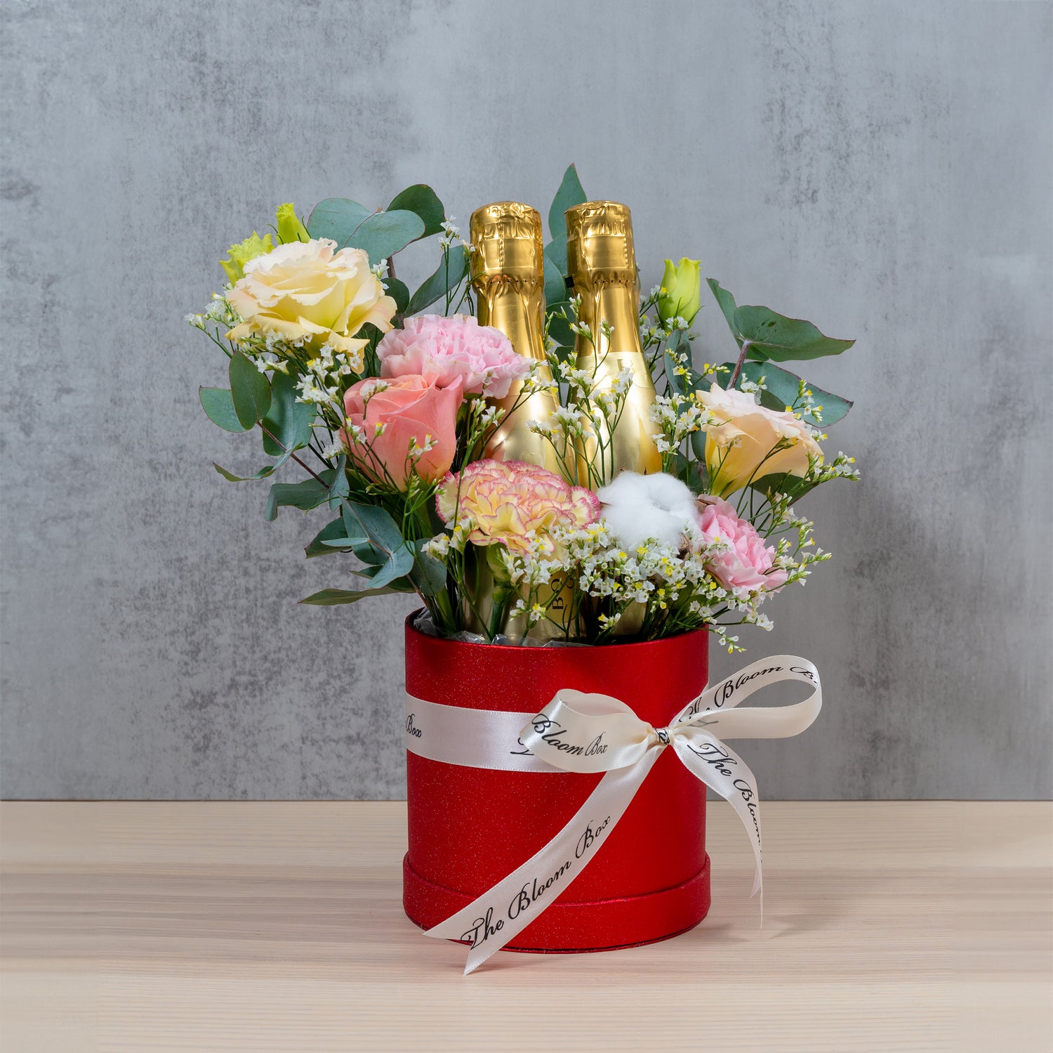 Congratulation Flowers: Celebrate Success with Elegant Bouquets