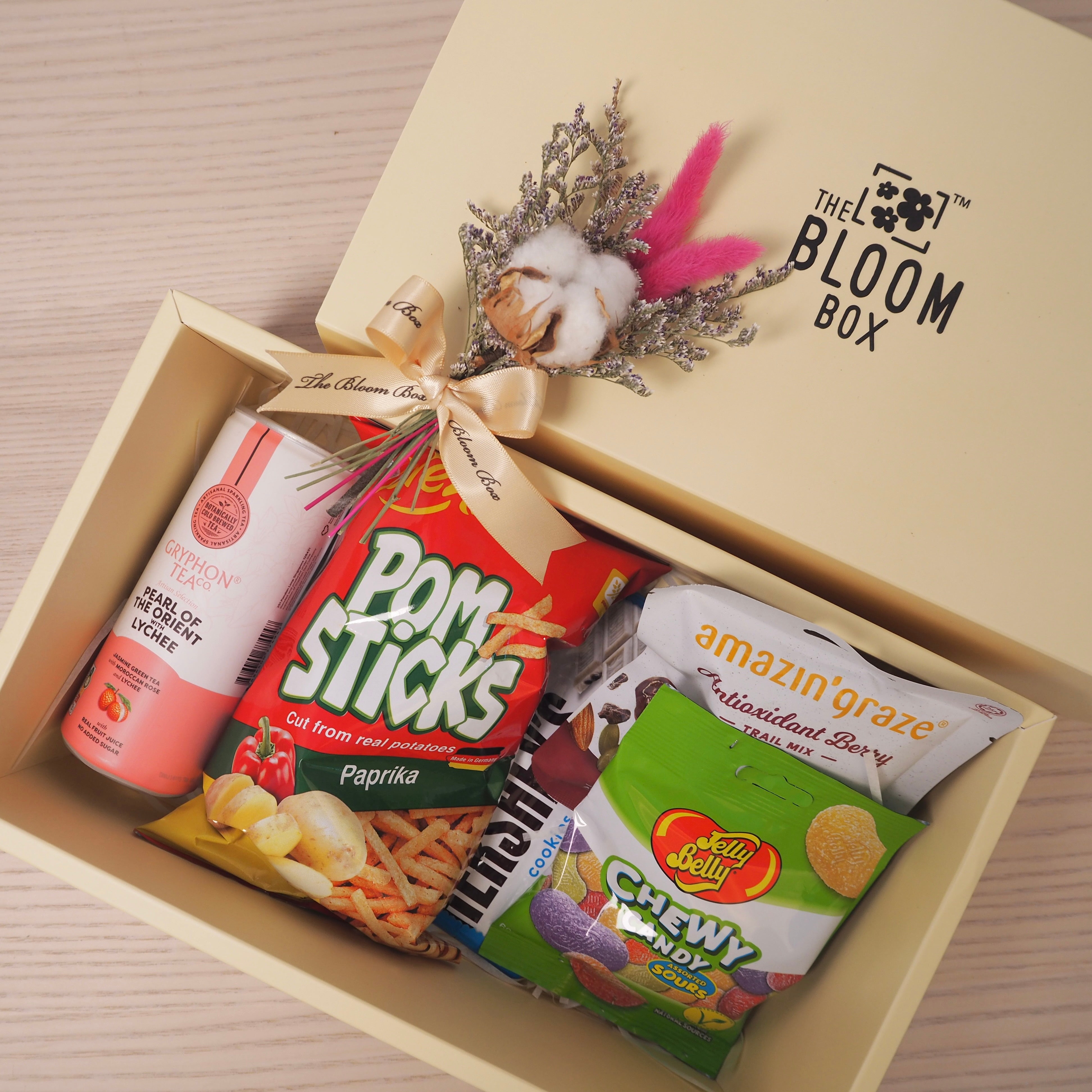 Snack gift box discount