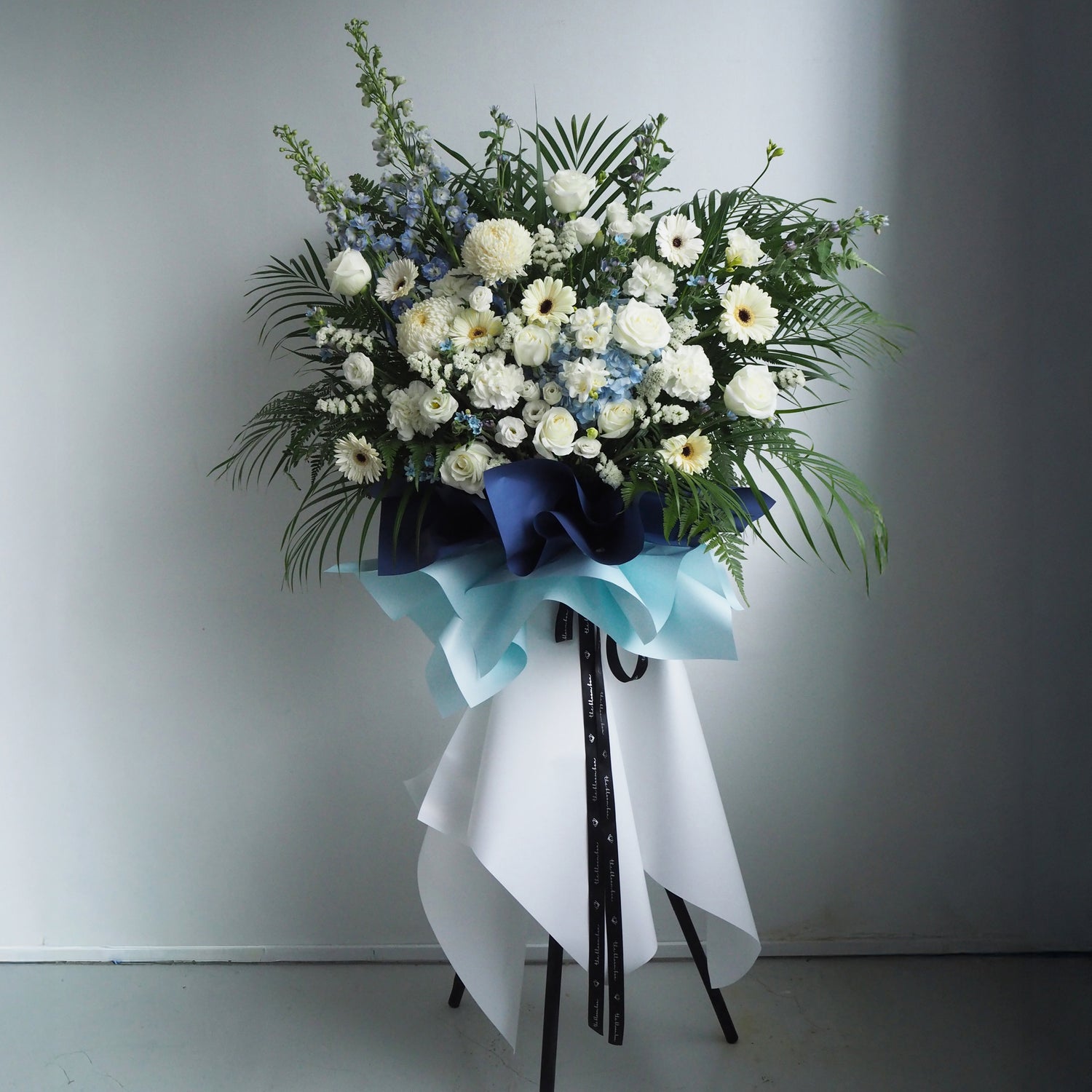 Caelum Condolence Floral Stand