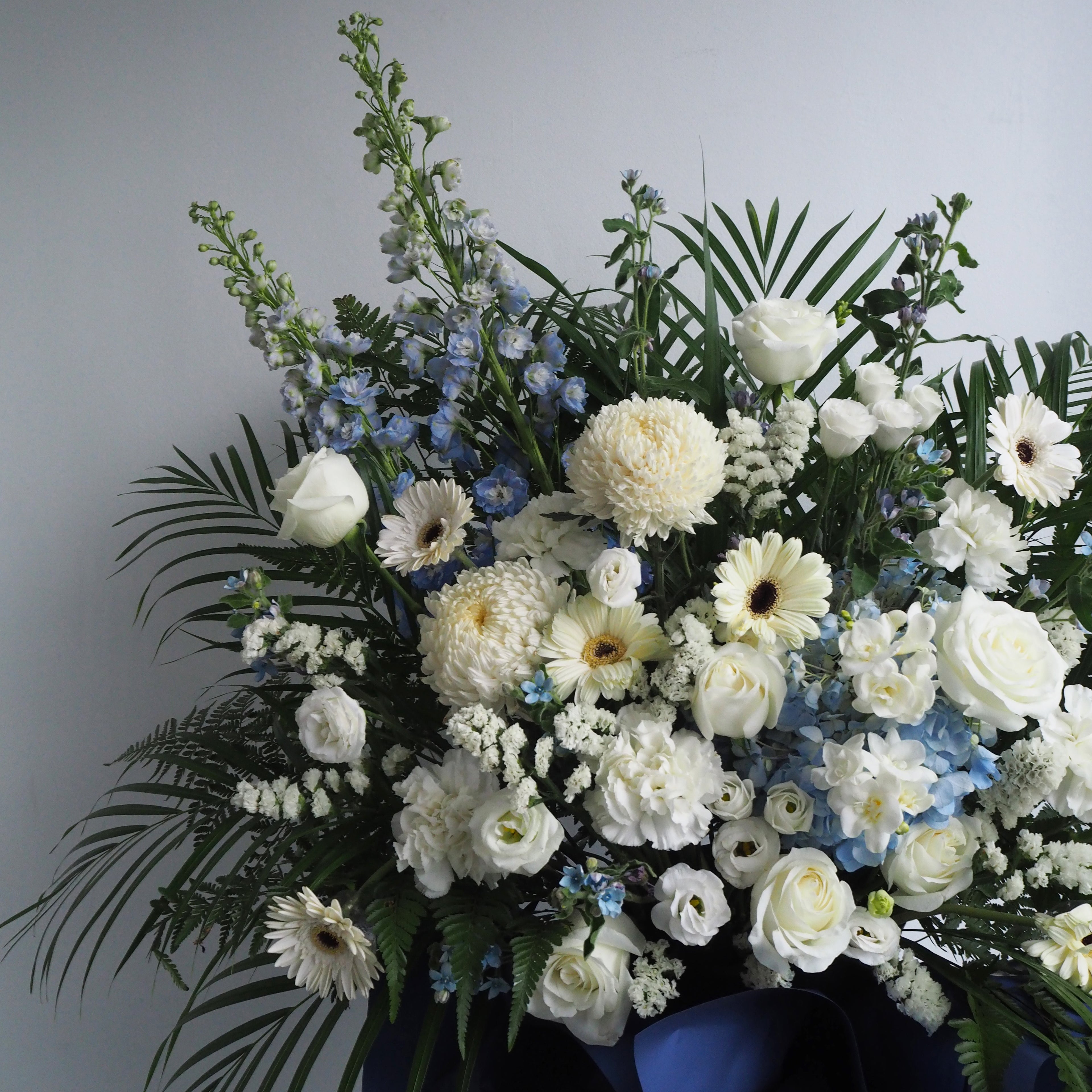 Caelum Condolence Floral Stand