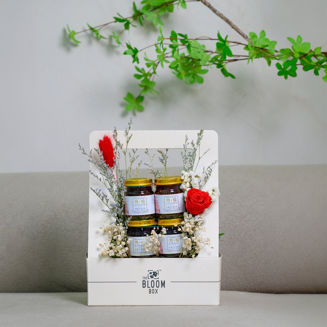 4 sets of chicken essence in a flower box gift