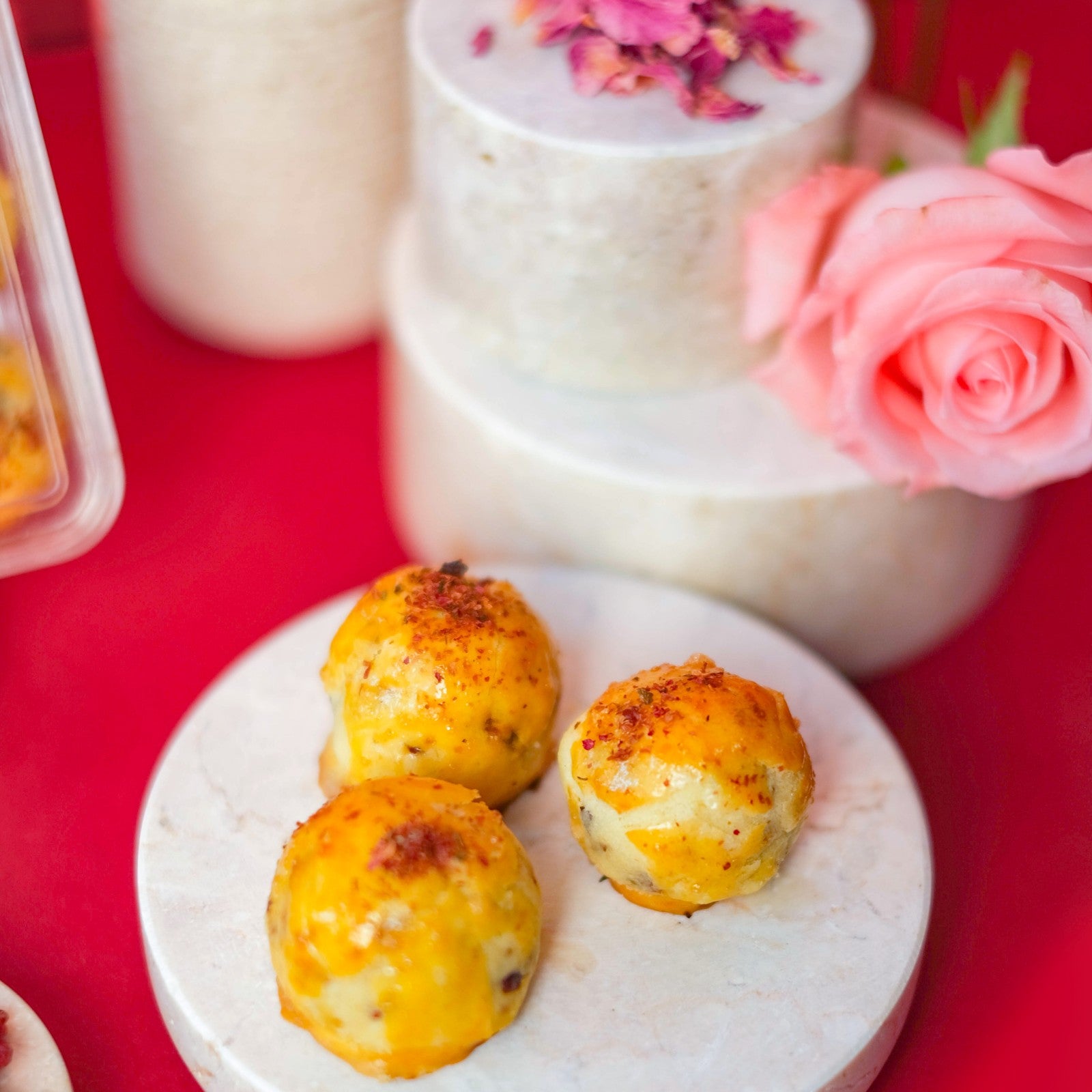 Creme Maison Bakery Lychee Rose Cranberry Pineapple Tart Truffles 黄梨挞