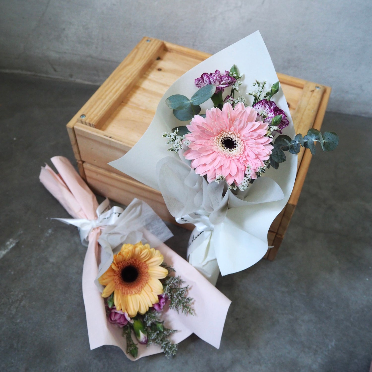 Image 134: Grateful Flower Bouquet