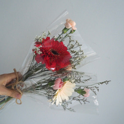 ibrant gerbera daisy bouquet in random colours, perfect for Teacher&