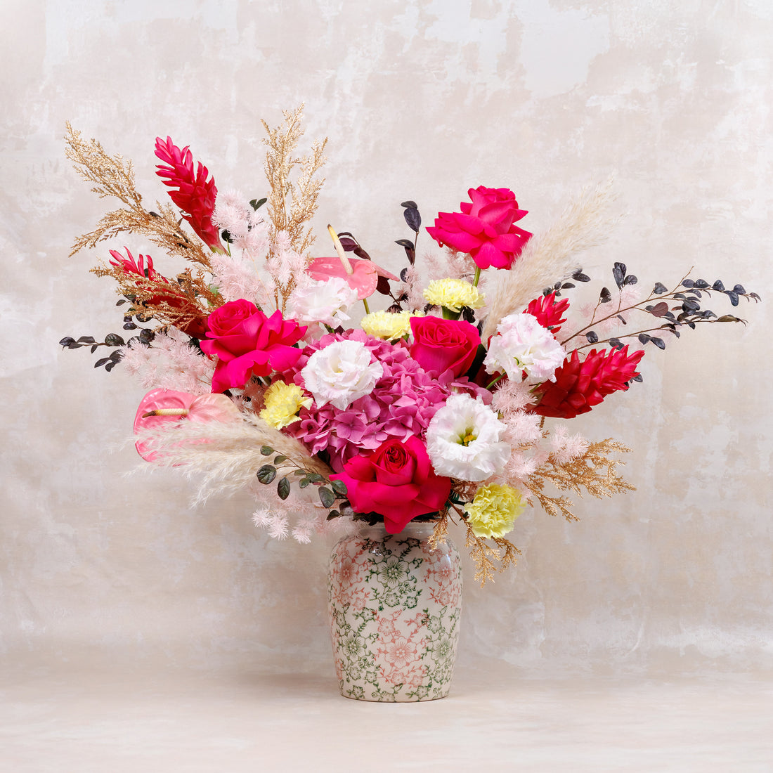 Imperial Blossoms Vase 芳华春艳