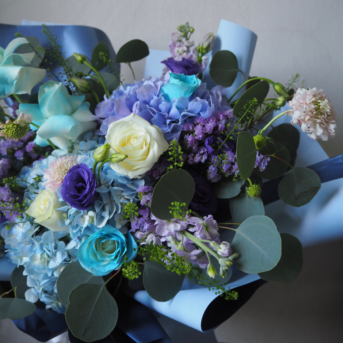 Reverie Hydrangea Rose Bouquet