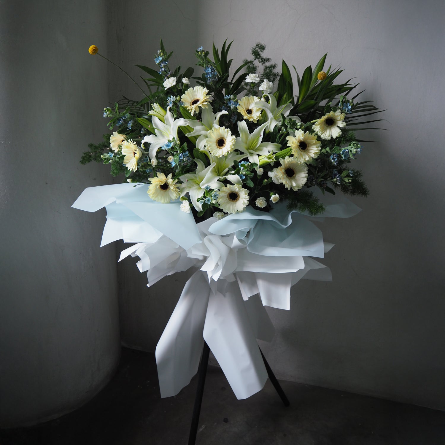 Oasis Condolence Floral Stand