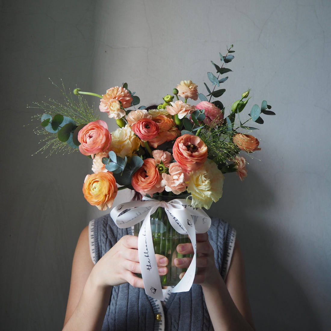 Serica Ranunculus Centrepiece