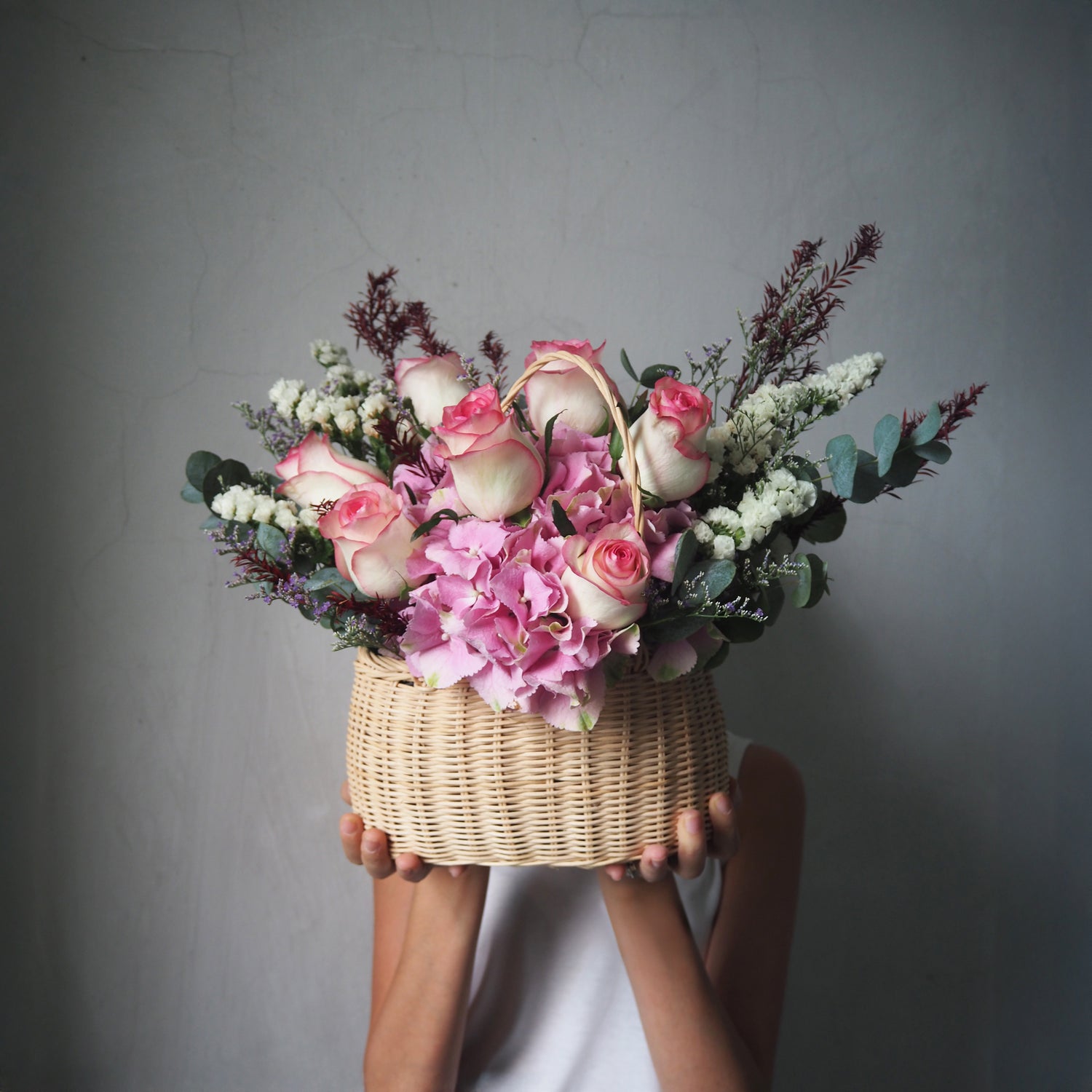 Taffy Hydrangea Rose Flower Basket