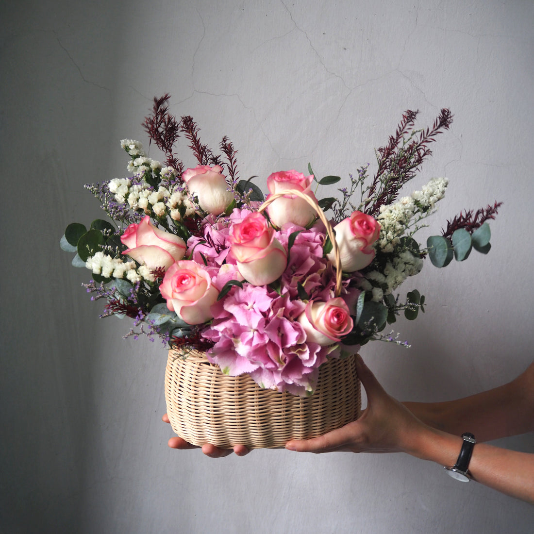 Taffy Hydrangea Rose Flower Basket